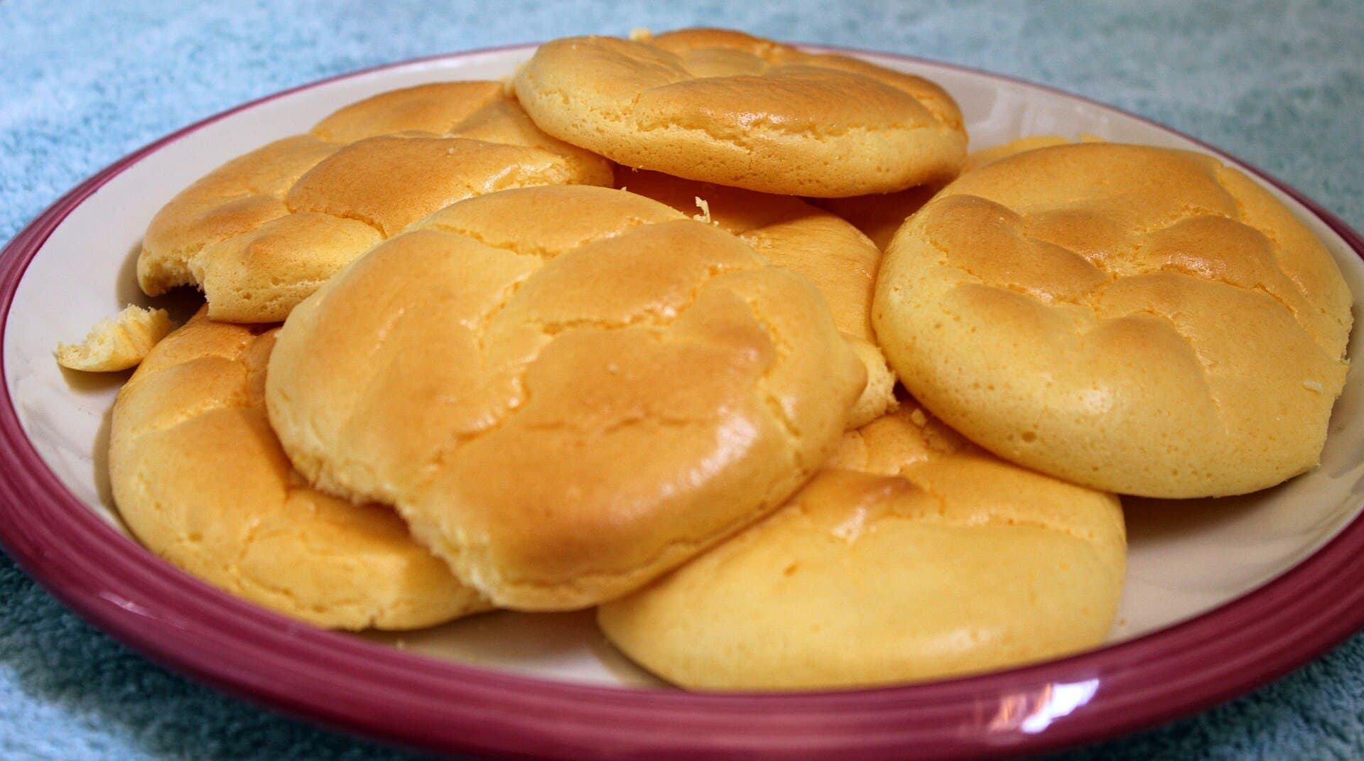 Cloud Bread prepared as a finished dish